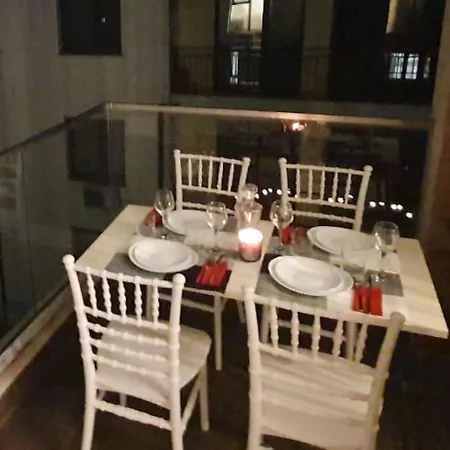 злато изглед море